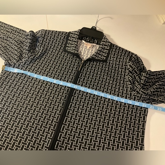 Beautiful black & white Ming Wang zippered cardigan! Size XL. 3/4 sleeves. - Picture 6 of 7